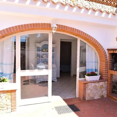 Riflessi Di Mare Casa A 300mt Dal Mare Free Parking Feriehus